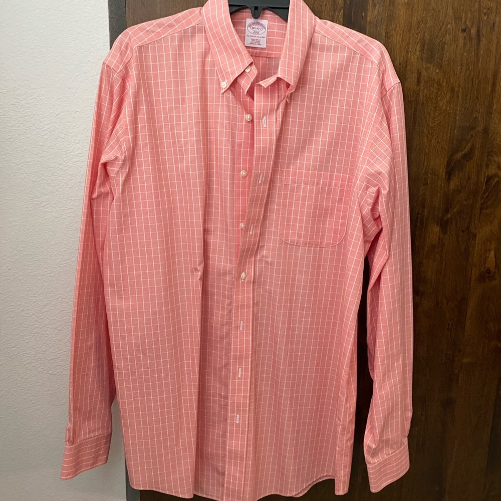 Brooks Brothers men’s dress shirt